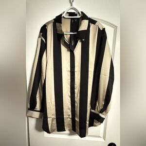 Brand New, never worn,just bought Vero Moda shirt. soft,opaque,shiny fabric